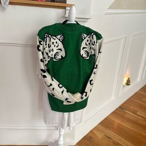 Green Jaguar sweater XL